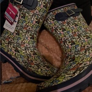 Bobs For Dogs By Skechers Women's Rain Boots Multicolor Puppies Size 7 new